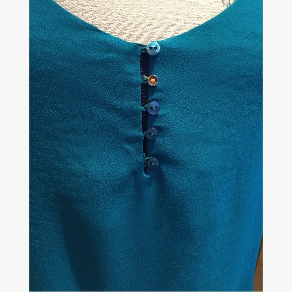 Zara turquoise sleeveless blouse with twist back - Picture 4 of 5
